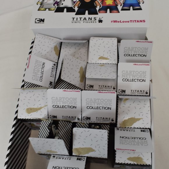 Titans The Cartoon Network 3" Vinyl Figures Complete Set of 16 In Display Box - Picture 12 of 16